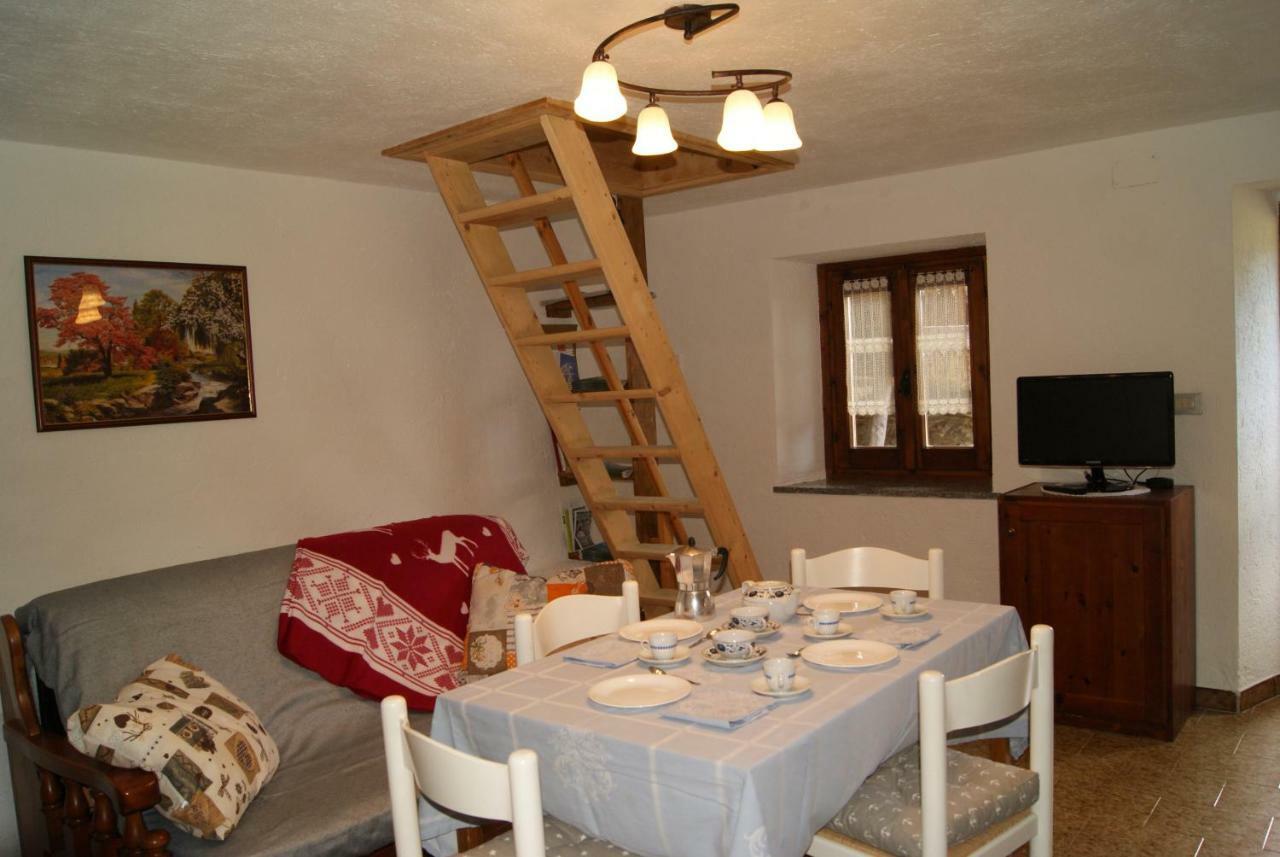 La Maison De Marietta Appartamento Gressan Esterno foto